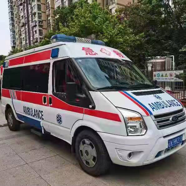 吉利长途救护车护送病人返乡